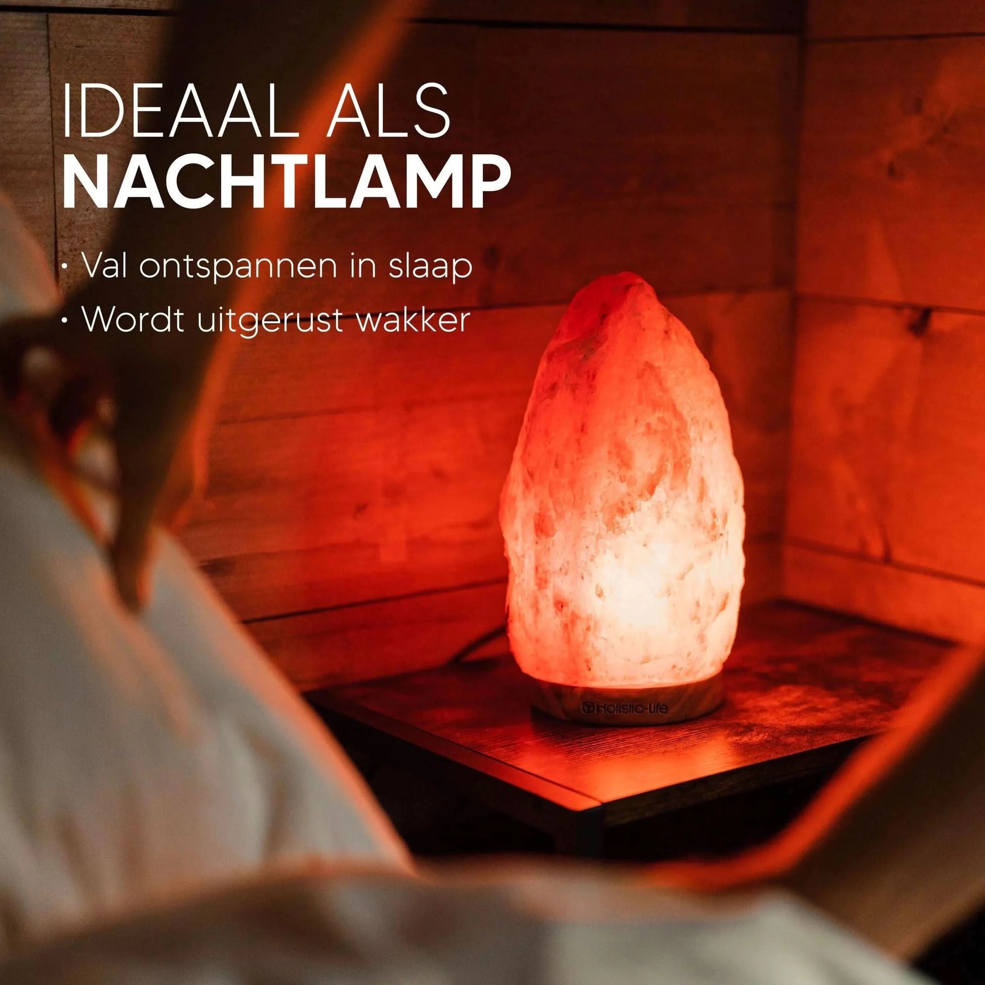 Biologische Himalaya zoutlamp met natuurlijke luchtzuiverende werking.